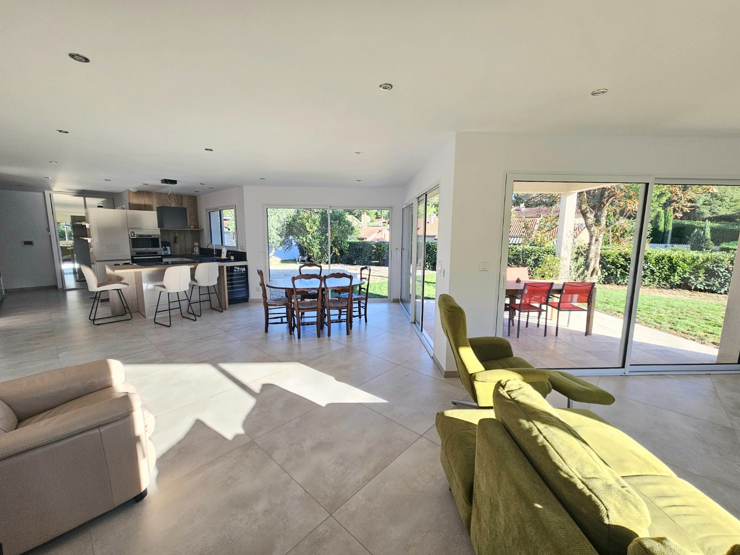 Maison de plain-pied de 122m sur 667m A VENDRE - ST MARCEL LES VALENCE - 122 m2 - 465000€