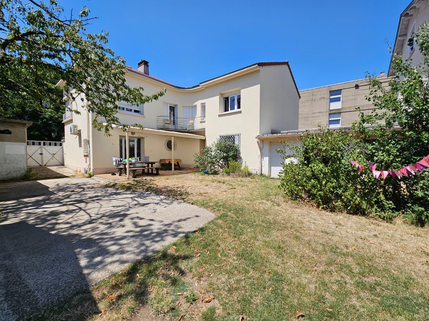 MAISON A VENDRE - VALENCE - 252 m2 - 495000€
