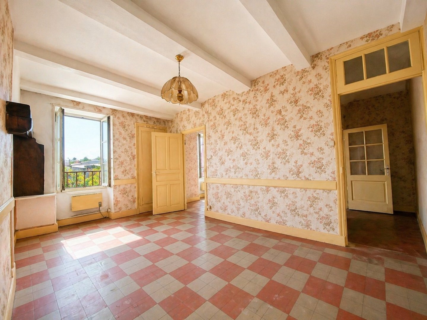 IMMEUBLE A VENDRE - AUBENAS - 49 m2 - 50 000 &euro;