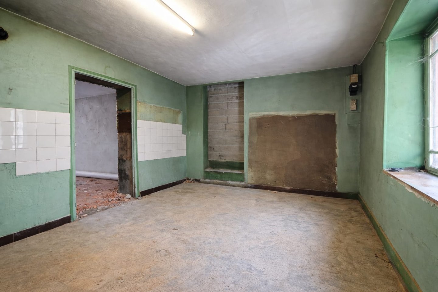 appartement + grange � r�nover A VENDRE - LA PLAGNE TARENTAISE - 59 m2 - 190�000�&euro;