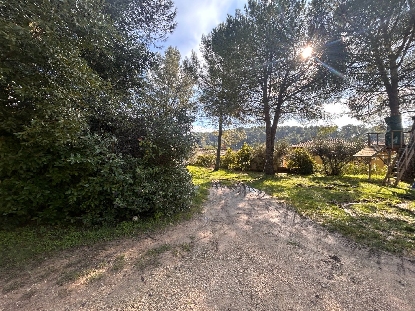 TERRAIN CONSTRUCTIBLE CONGENIE A VENDRE - CONGENIES - 132�000�&euro;