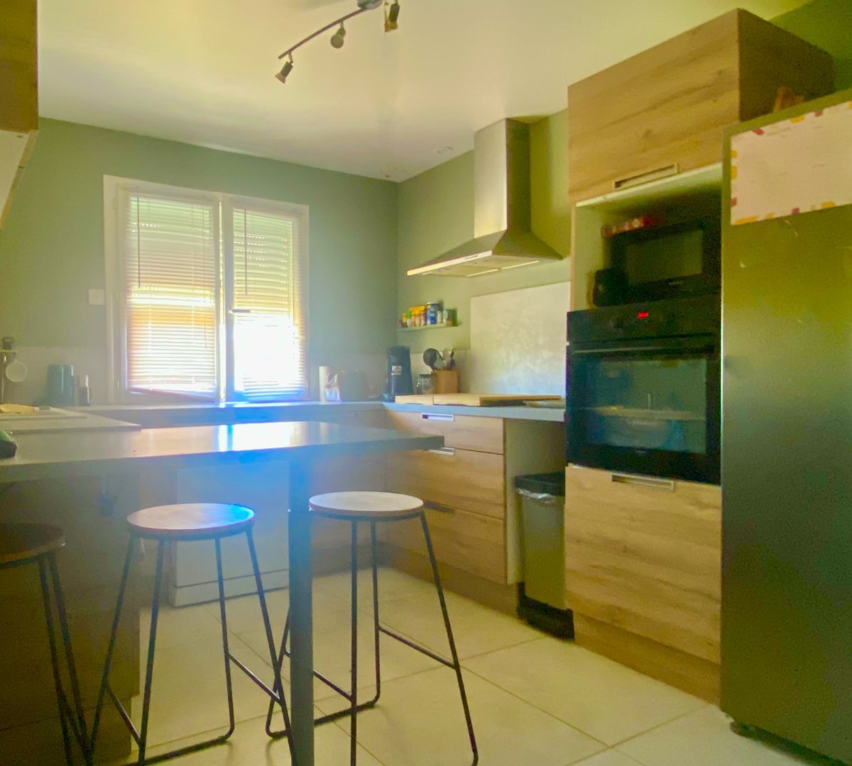 MAISON INDIVIDUELLE AVEC TERRAIN ATTENANT - LAVILLEDIEU - 108 m2 - VENDU