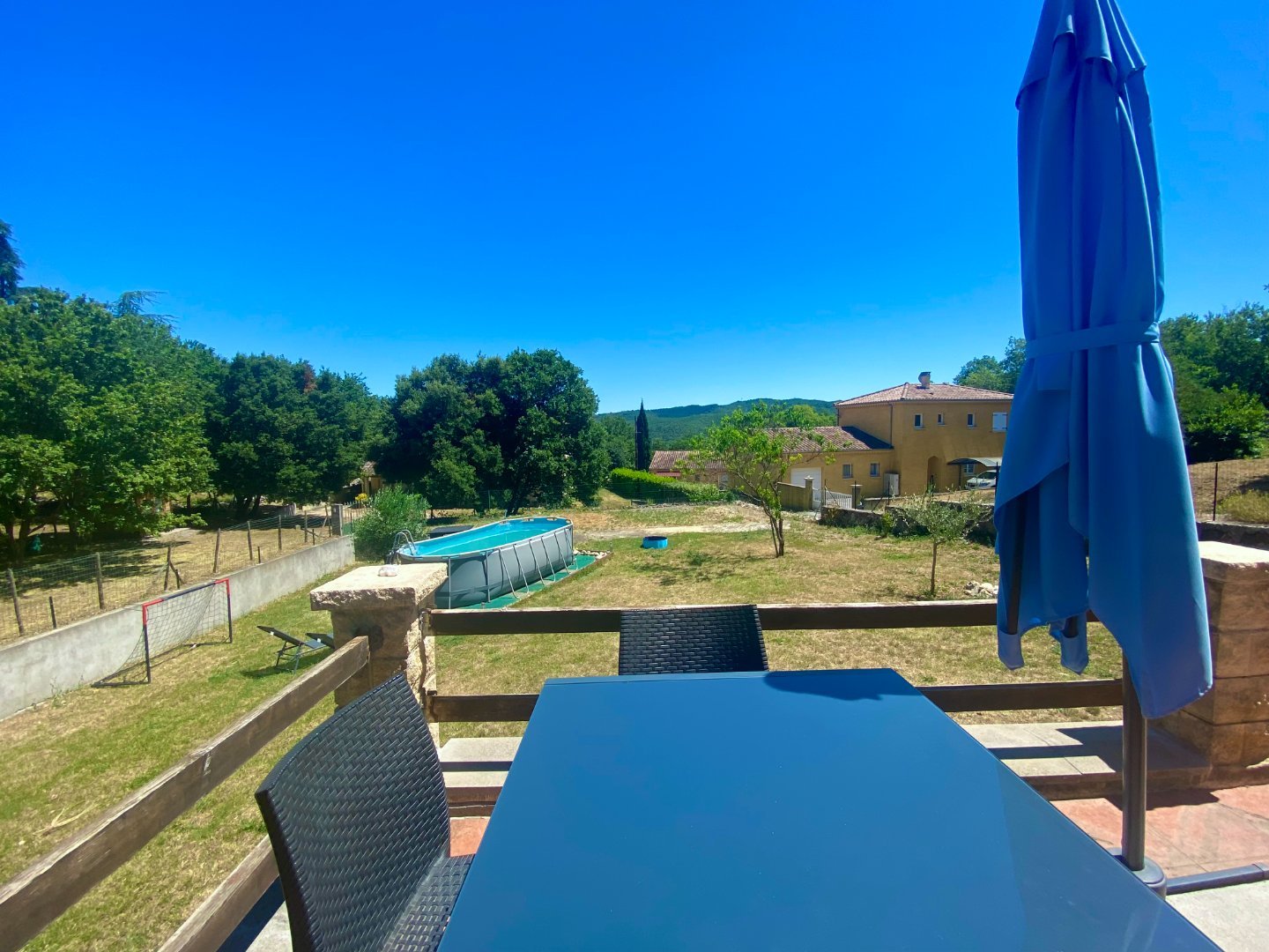 MAISON INDIVIDUELLE AVEC TERRAIN ATTENANT - LAVILLEDIEU - 108 m2 - VENDU