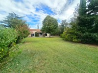 Maison de 138 m² sur 1600 m² de terrain A VENDRE - ST MARCEL LES VALENCE - 138 m2 - 395 000 €