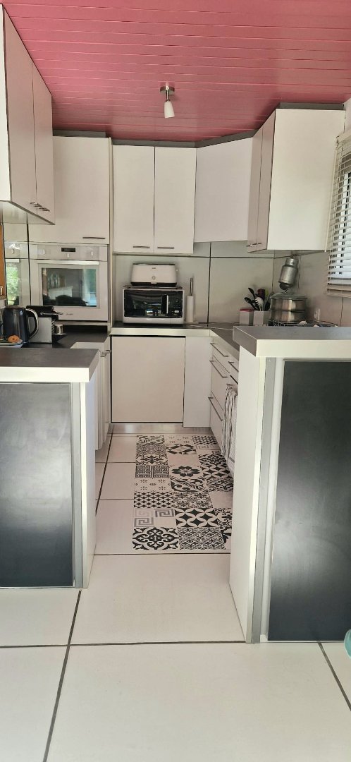 Maison de 160 m² sur 5530 M² DE TERRAIN A VENDRE - MONTELIER - 160 m2 - 695 000 €