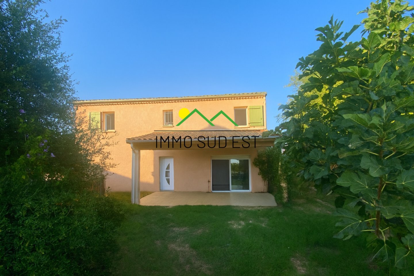 MAISON A USADE D HABITATION AVEC TERRAIN ATTENANT A VENDRE - ST GERMAIN - 109 m2 - 235 000 €