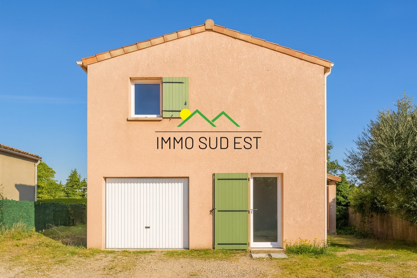 MAISON A USADE D HABITATION AVEC TERRAIN ATTENANT A VENDRE - ST GERMAIN - 109 m2 - 235 000 €