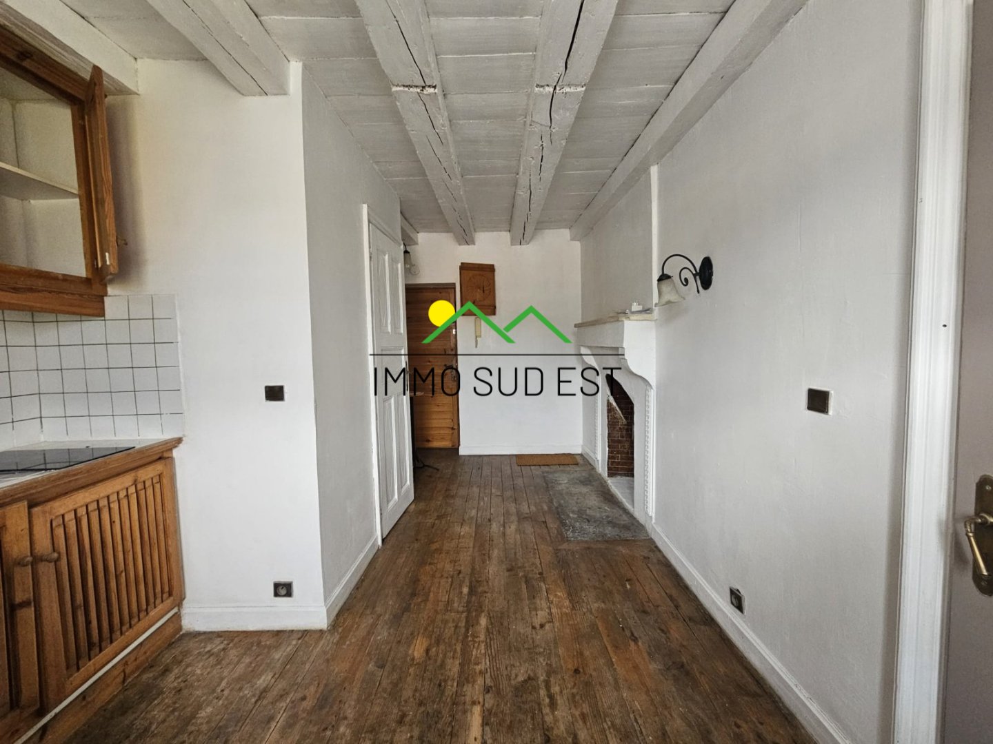 APPARTEMENT T2 A VENDRE - CHAMBERY - 26.95 m2 - 100 000 &euro;