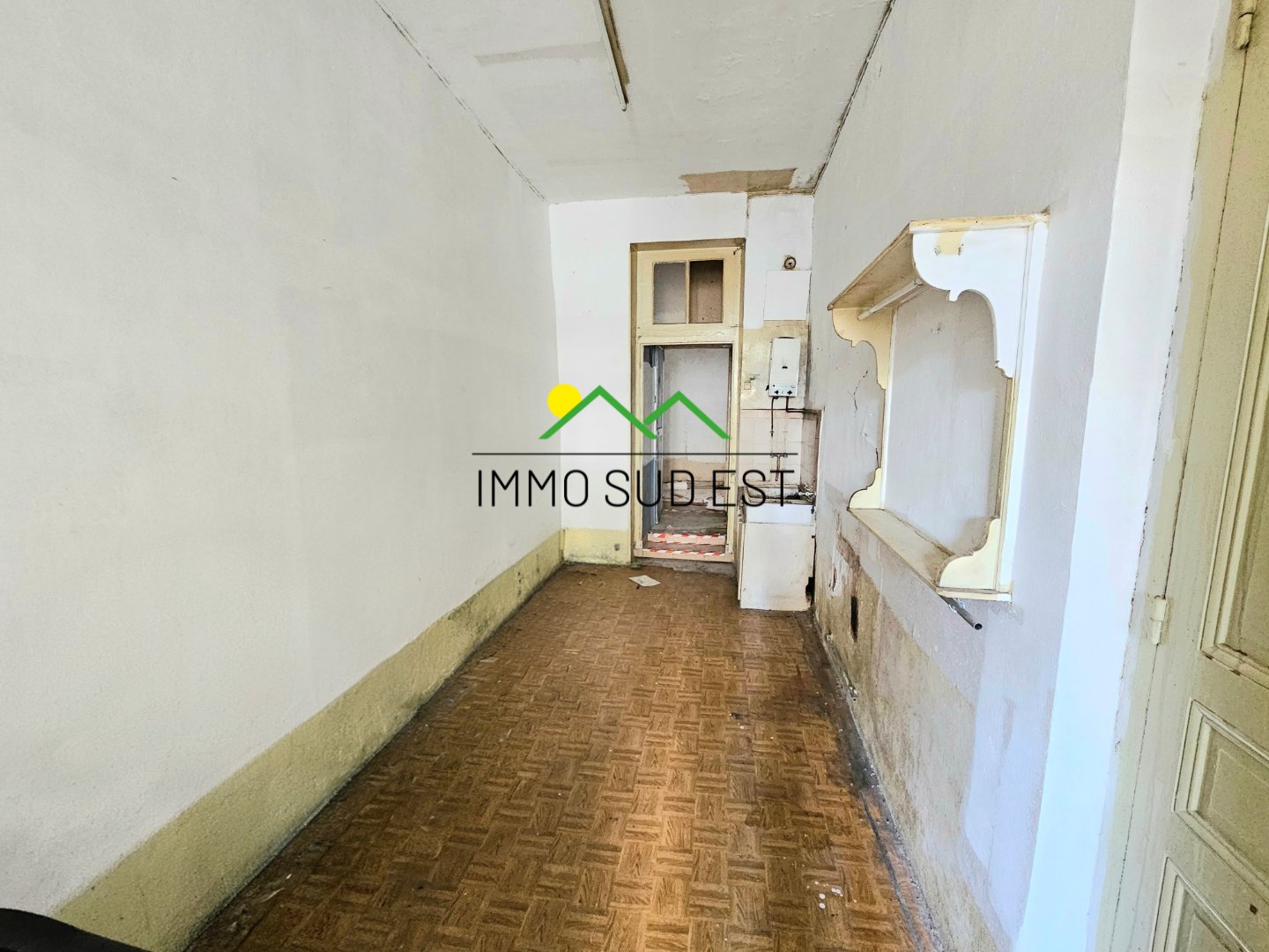 T2 au rez-de chauss�e � r�nover A VENDRE - VALENCE - 39 m2 - 69�000�&euro;