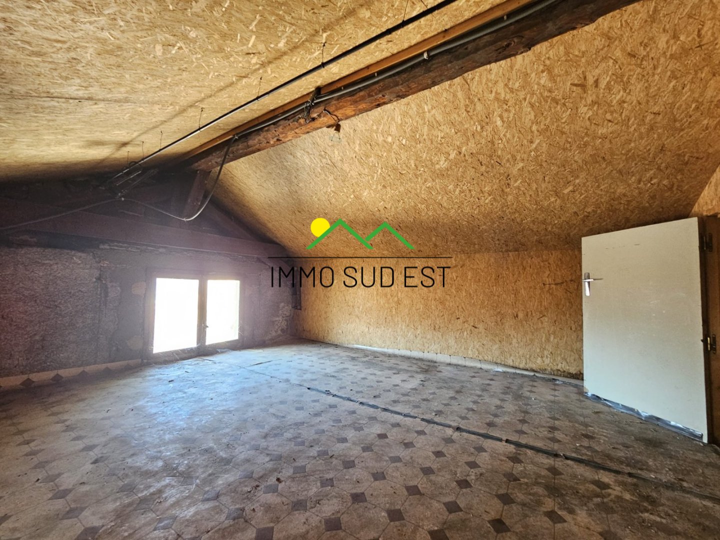 APPARTEMENT T3 A VENDRE - AIME LA PLAGNE - 54.5 m2 - 190�000�&euro;