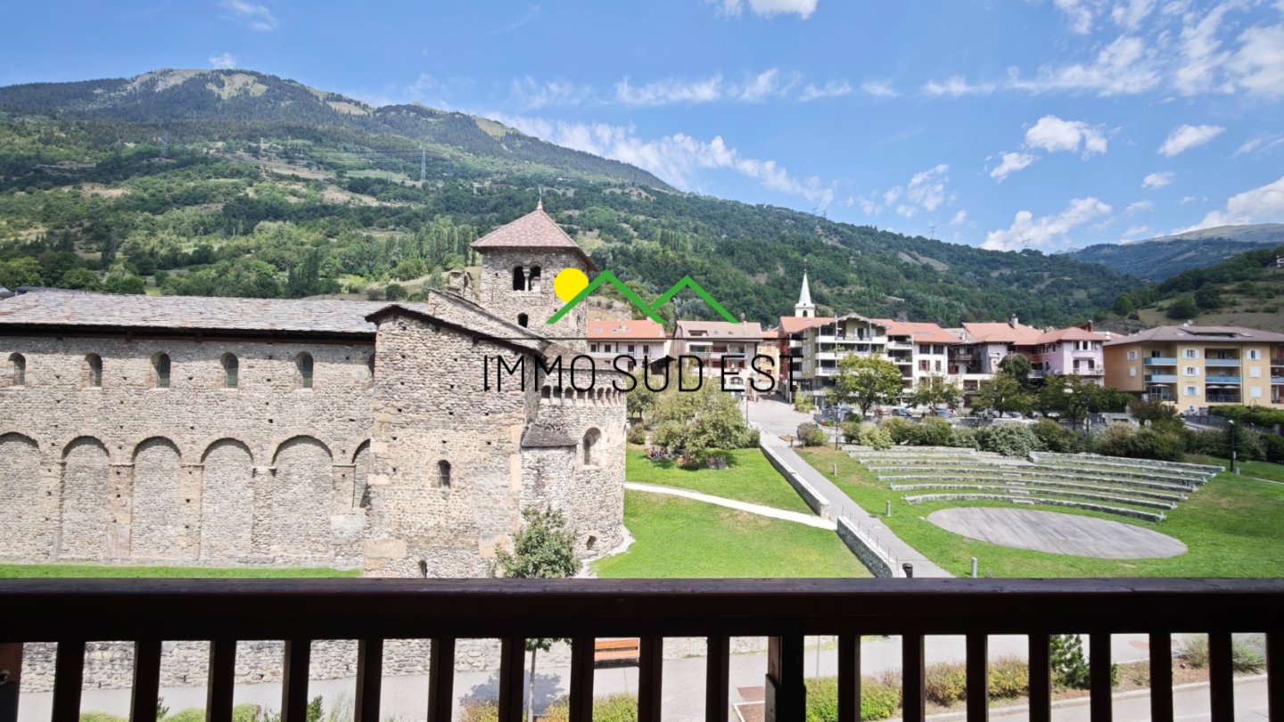 APPARTEMENT T3 A VENDRE - AIME LA PLAGNE - 70 m2 - 275 000 &euro;