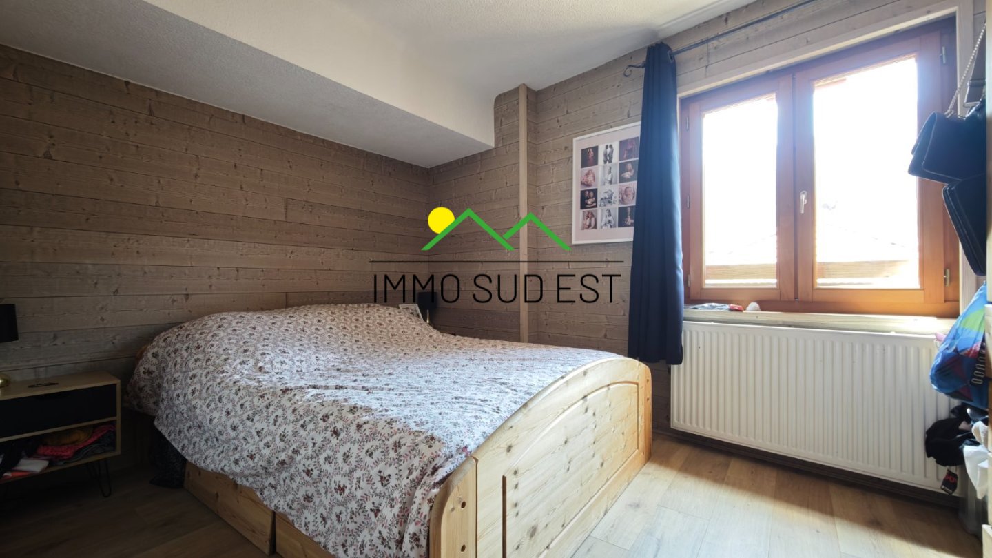 APPARTEMENT T3 A VENDRE - AIME LA PLAGNE - 70 m2 - 275 000 &euro;