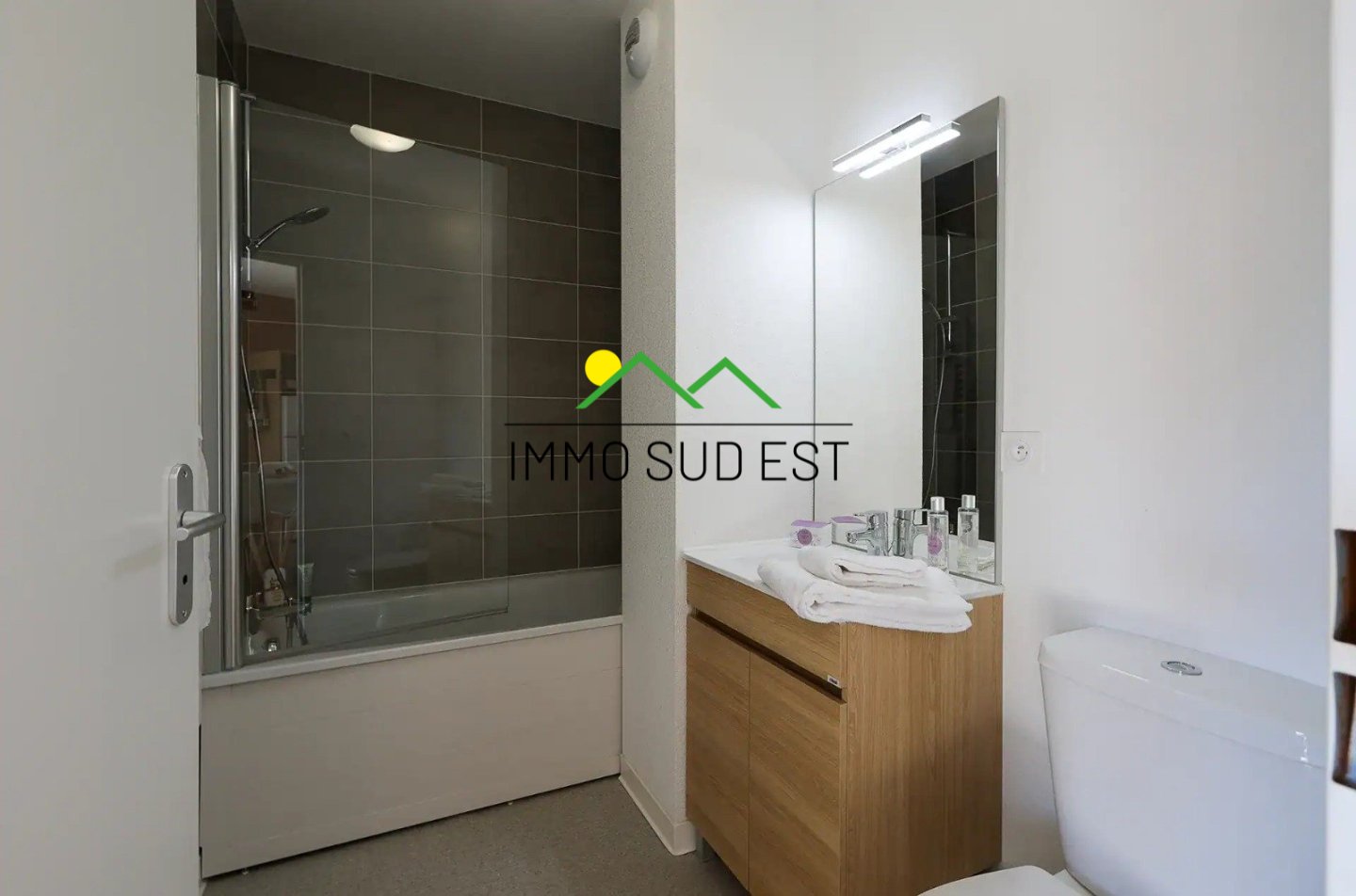 Appartement 3 pi�ces A VENDRE - URRUGNE - 47 m2 - 220�000�&euro;