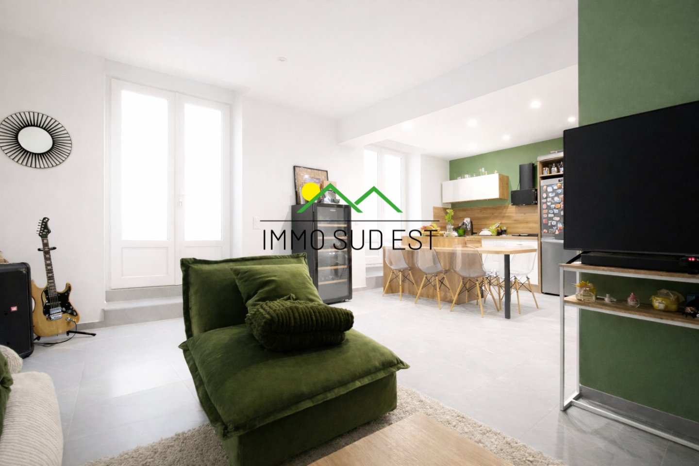 APPARTEMENT T3 A VENDRE - VALS LES BAINS - 71 m2 - 157�000�&euro;