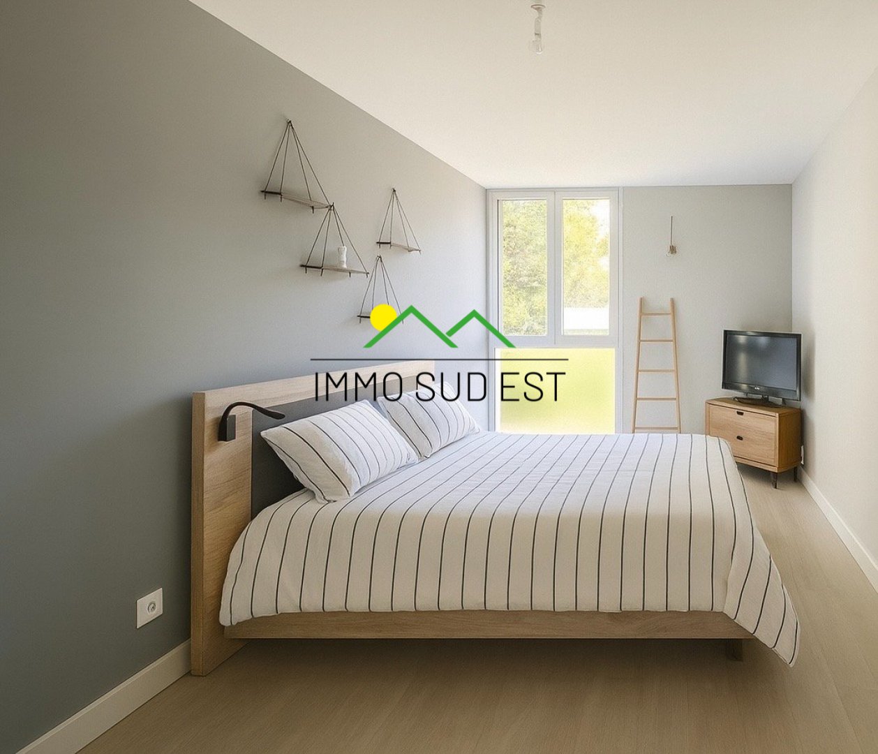 APPARTEMENT T4 A VENDRE - AUBENAS - 74 m2 - 115000€