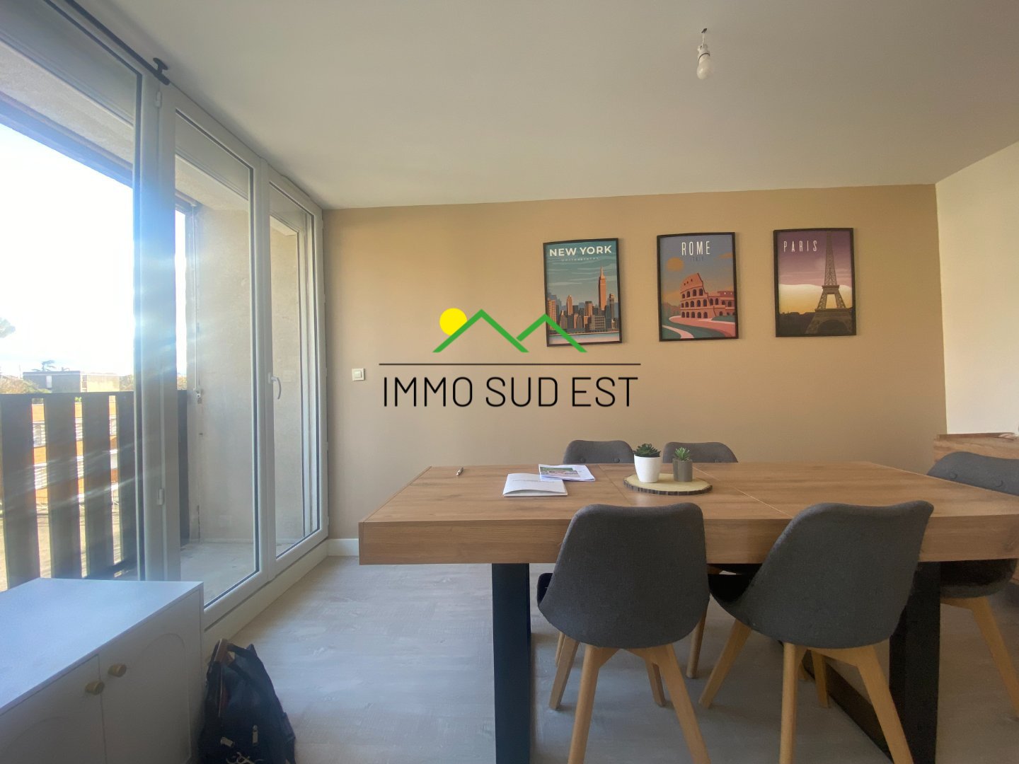 APPARTEMENT T4 A VENDRE - AUBENAS - 74 m2 - 115000€