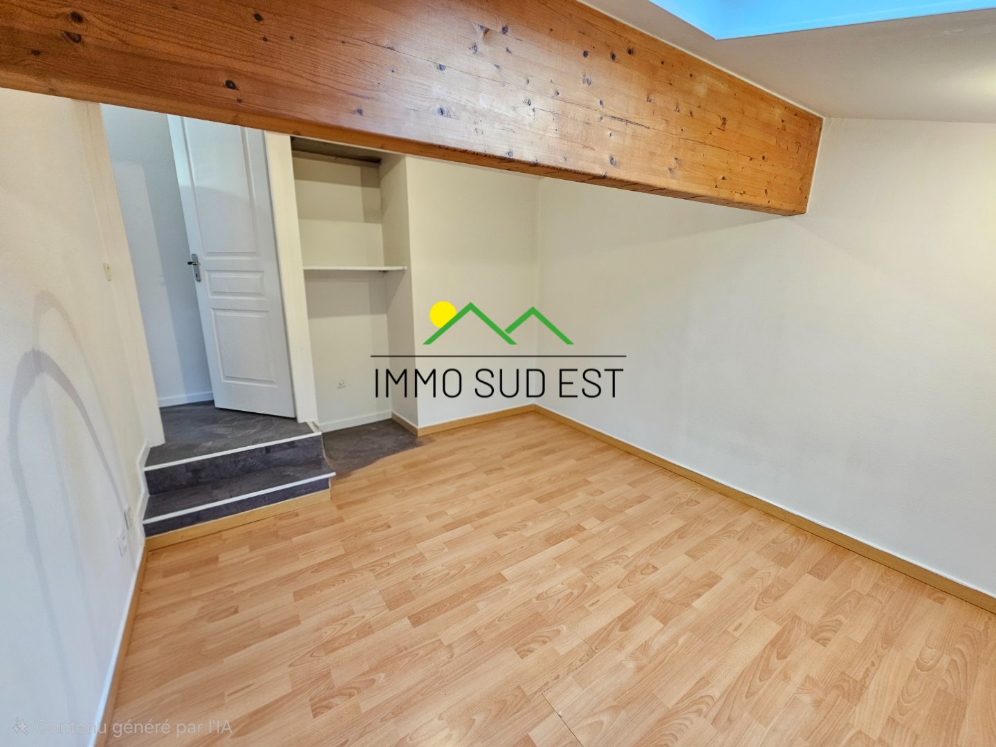 Appartement duplex A VENDRE - BOURG LES VALENCE Vieux Bourg - 58 m2 - 105 000 &euro;