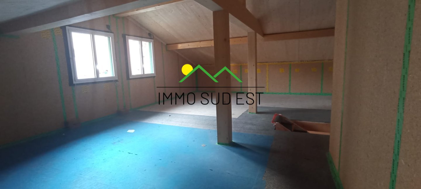 APPARTEMENT T4 A VENDRE - BOURG ST MAURICE - 99.36 m2 - 447000€