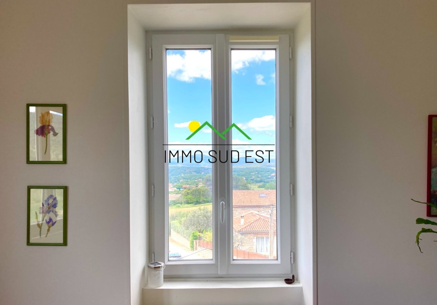 APPARTEMENT T4 A VENDRE - ROCHECOLOMBE - 104 m2 - 160 000 &euro;