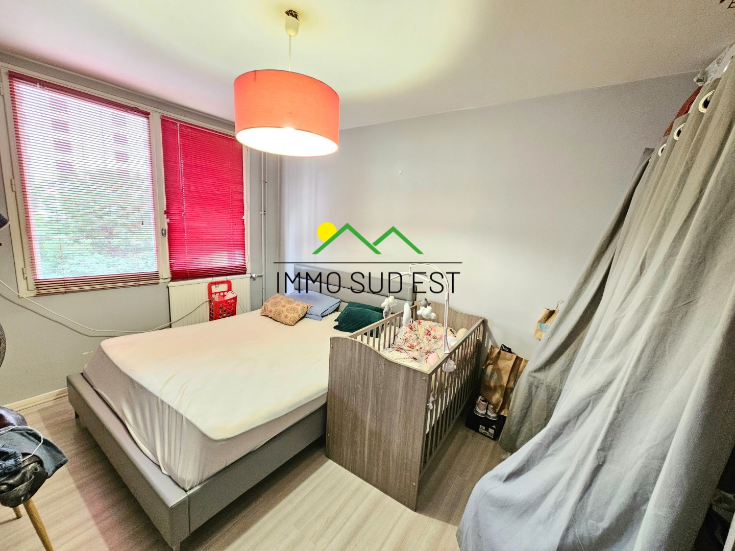 APPARTEMENT T4 A VENDRE - VALENCE - 97 m2 - 135000€