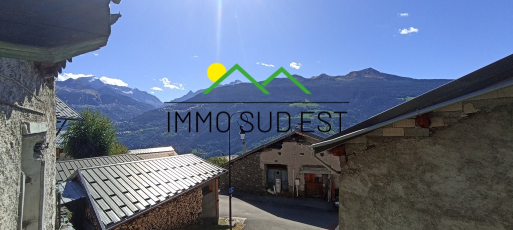 APPARTEMENT T4 A VENDRE - VALEZAN BOURG 10 KM - 122 m2 - 160000€