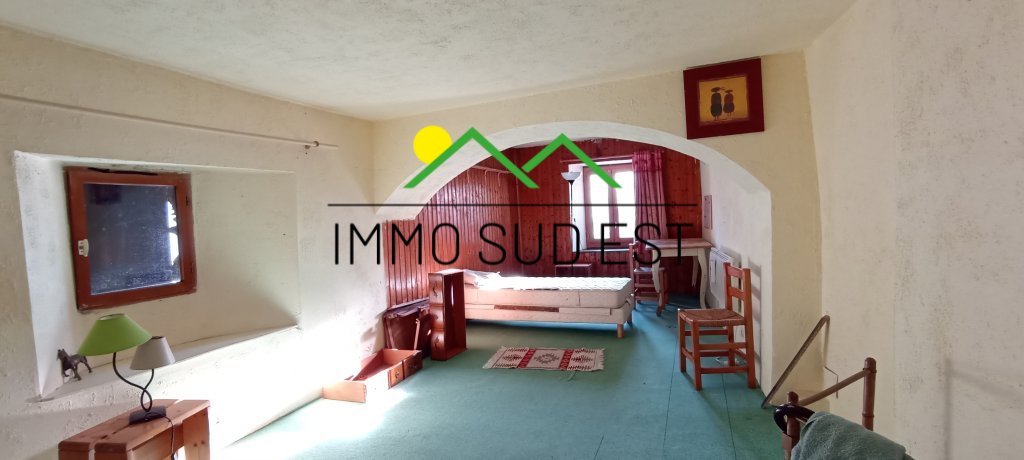 APPARTEMENT T4 A VENDRE - VALEZAN BOURG 10 KM - 122 m2 - 160 000 €