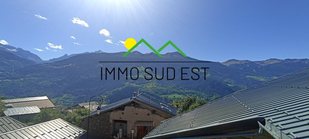 APPARTEMENT T4 A VENDRE - VALEZAN BOURG 10 KM - 122 m2 - 160 000 €