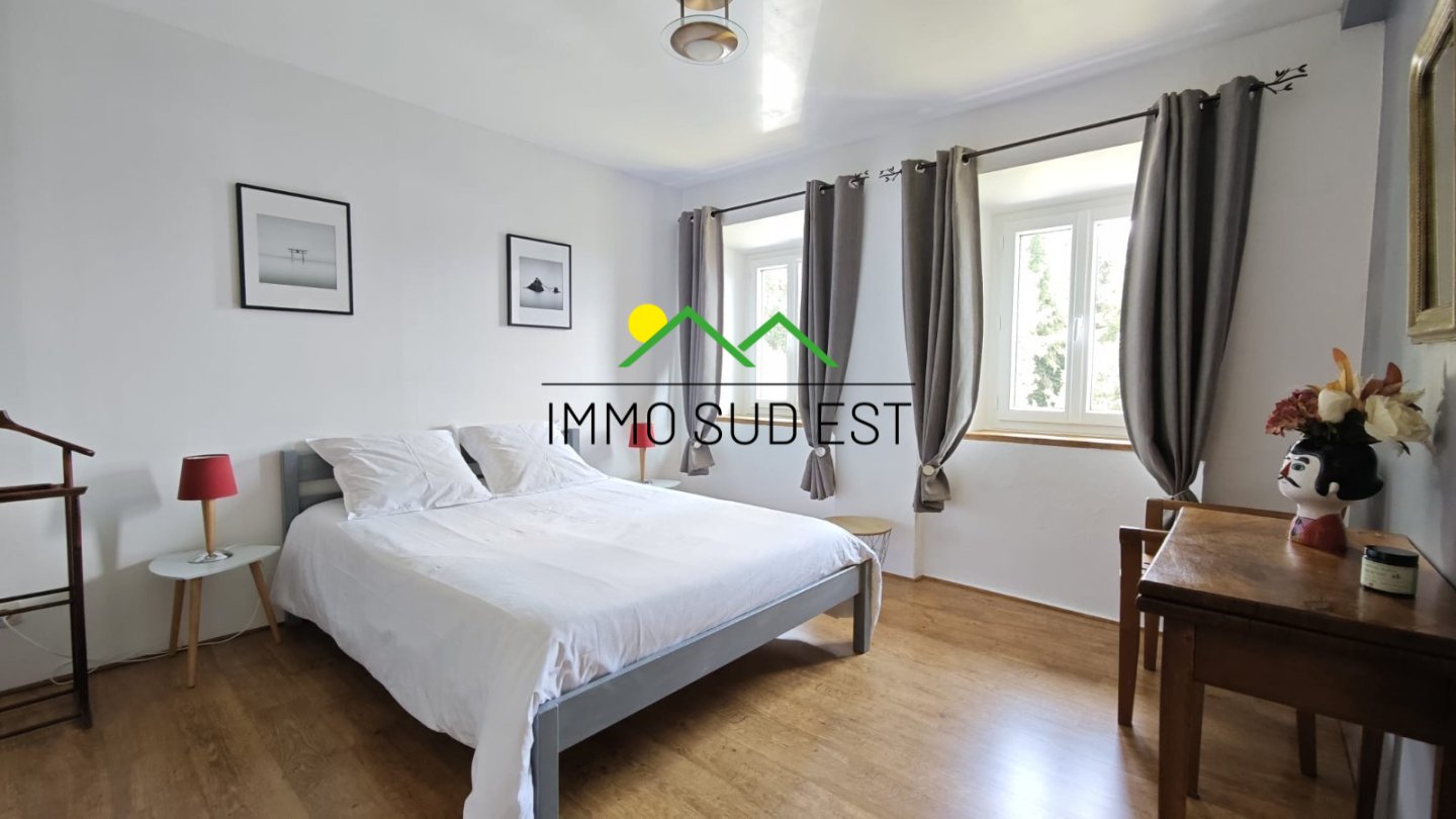 APPARTEMENT T5 A VENDRE - BOURG ST MAURICE - 154.47 m2 - 999 000 &euro;