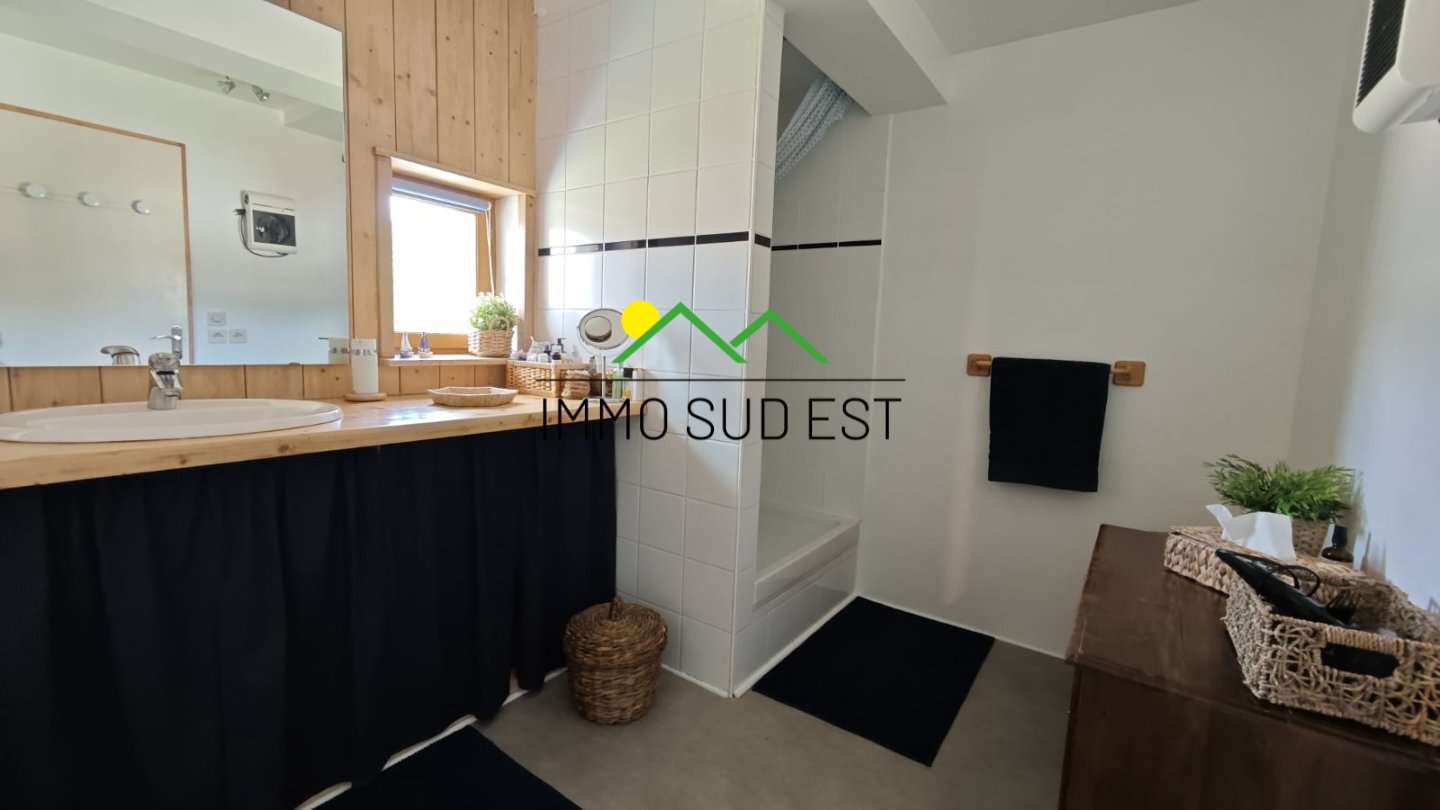 APPARTEMENT T5 A VENDRE - BOURG ST MAURICE - 154.47 m2 - 999 000 &euro;