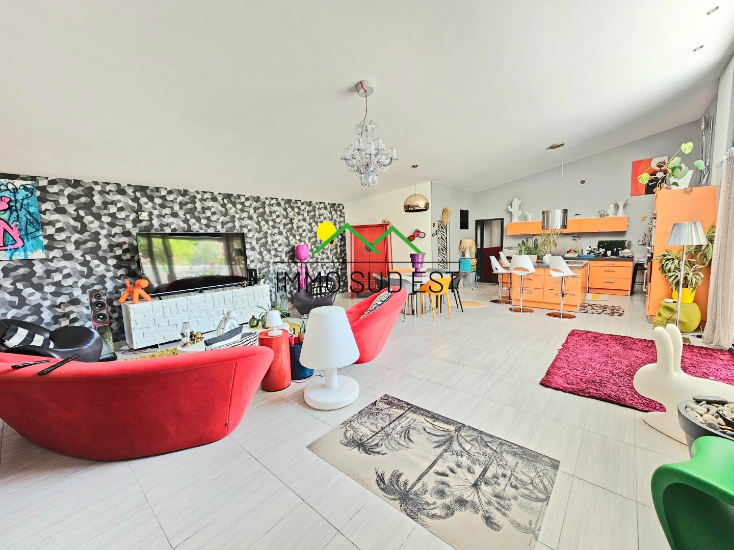 Villa de 181 m² sur 1200 m² de terrain A VENDRE - ST PERAY - 181 m2 - 680 000 €