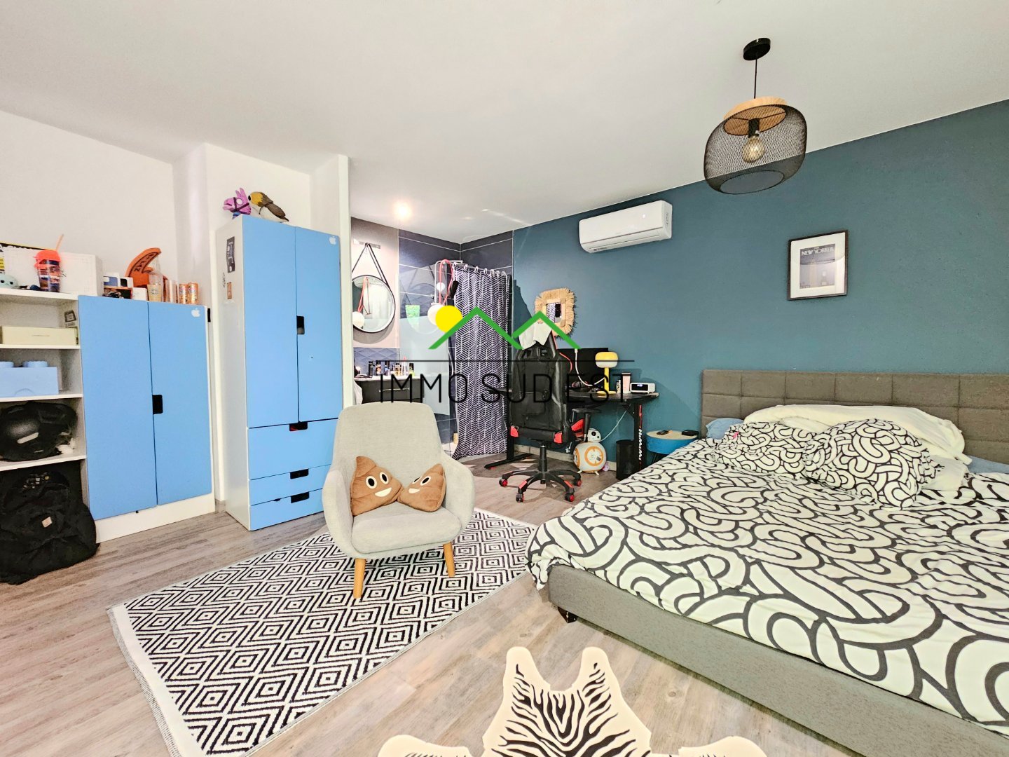 Villa de 181 m² sur 1200 m² de terrain A VENDRE - ST PERAY - 181 m2 - 680 000 €