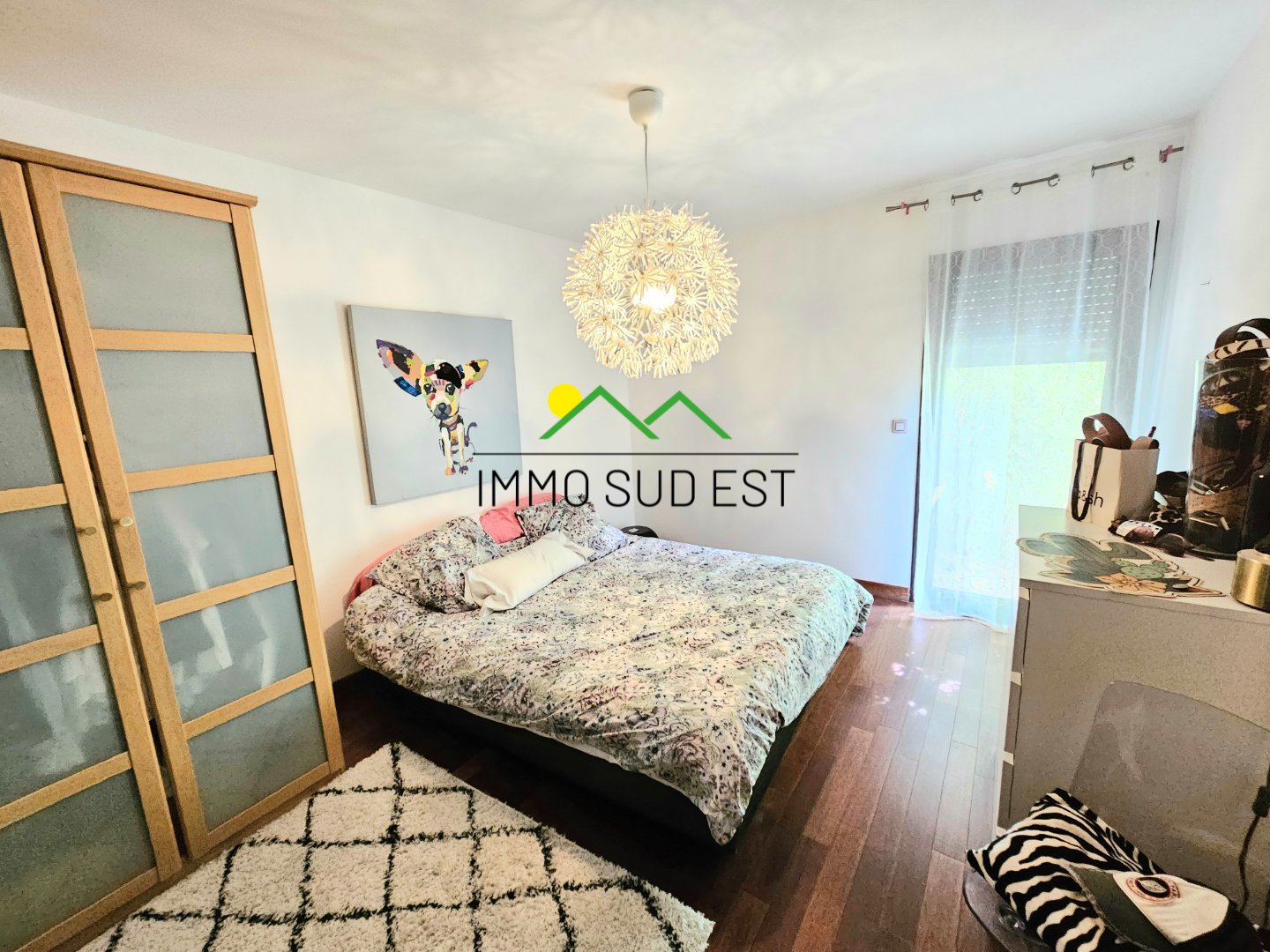 Villa de 181 m² sur 1200 m² de terrain A VENDRE - ST PERAY - 181 m2 - 680 000 €