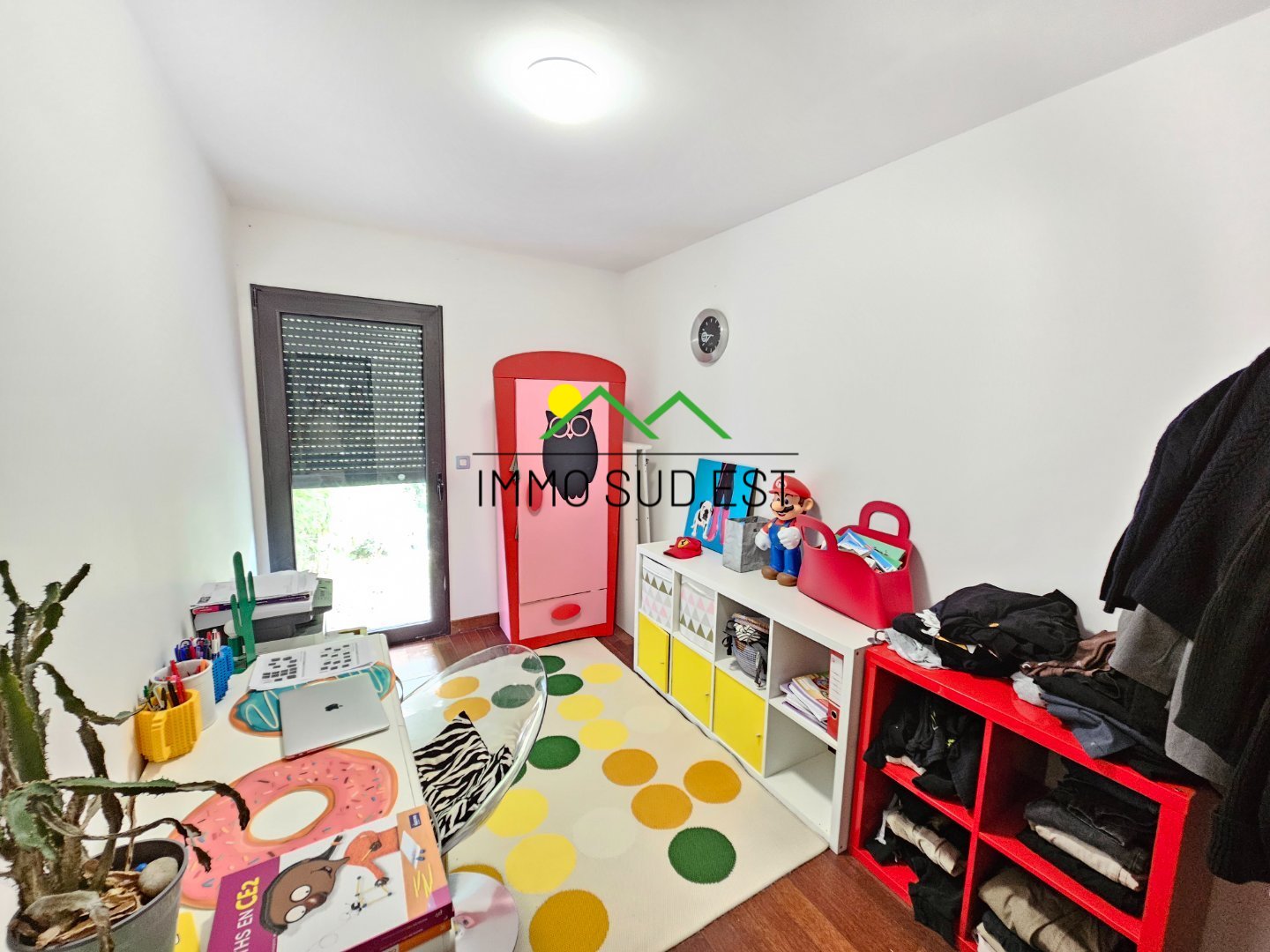 Villa de 181 m² sur 1200 m² de terrain A VENDRE - ST PERAY - 181 m2 - 680 000 €